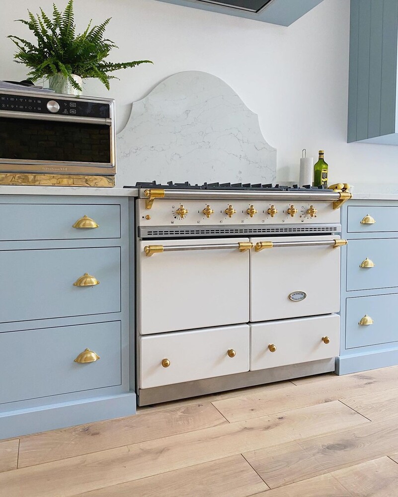 Lacanche Cluny Classic 100 in White & Brass